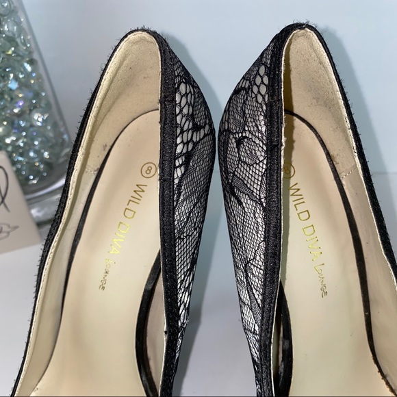 Rare WILD DIVA Lace black and white heels size 8 - Picture 4 of 4